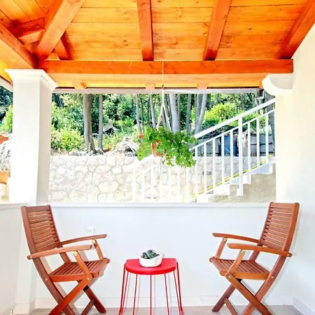 Apartment Levanat
