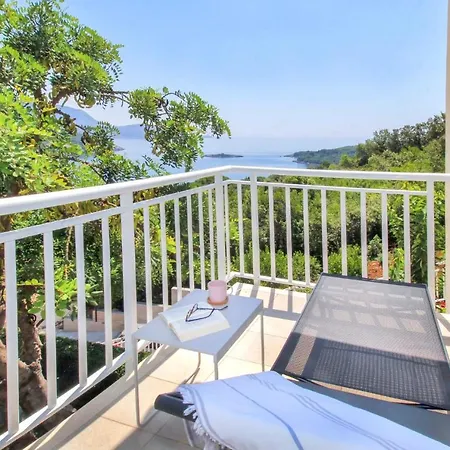 Apartment Levanat *