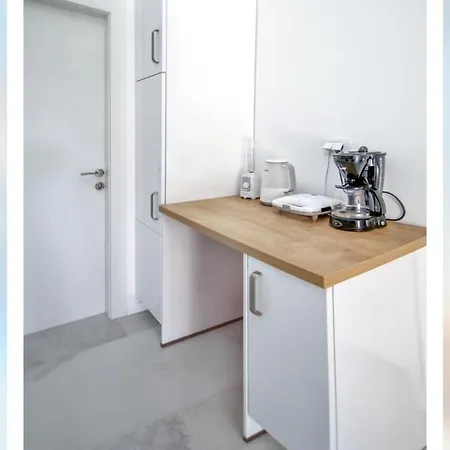 Levanat Apartment