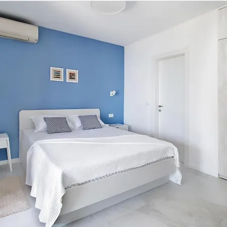Apartment Levanat